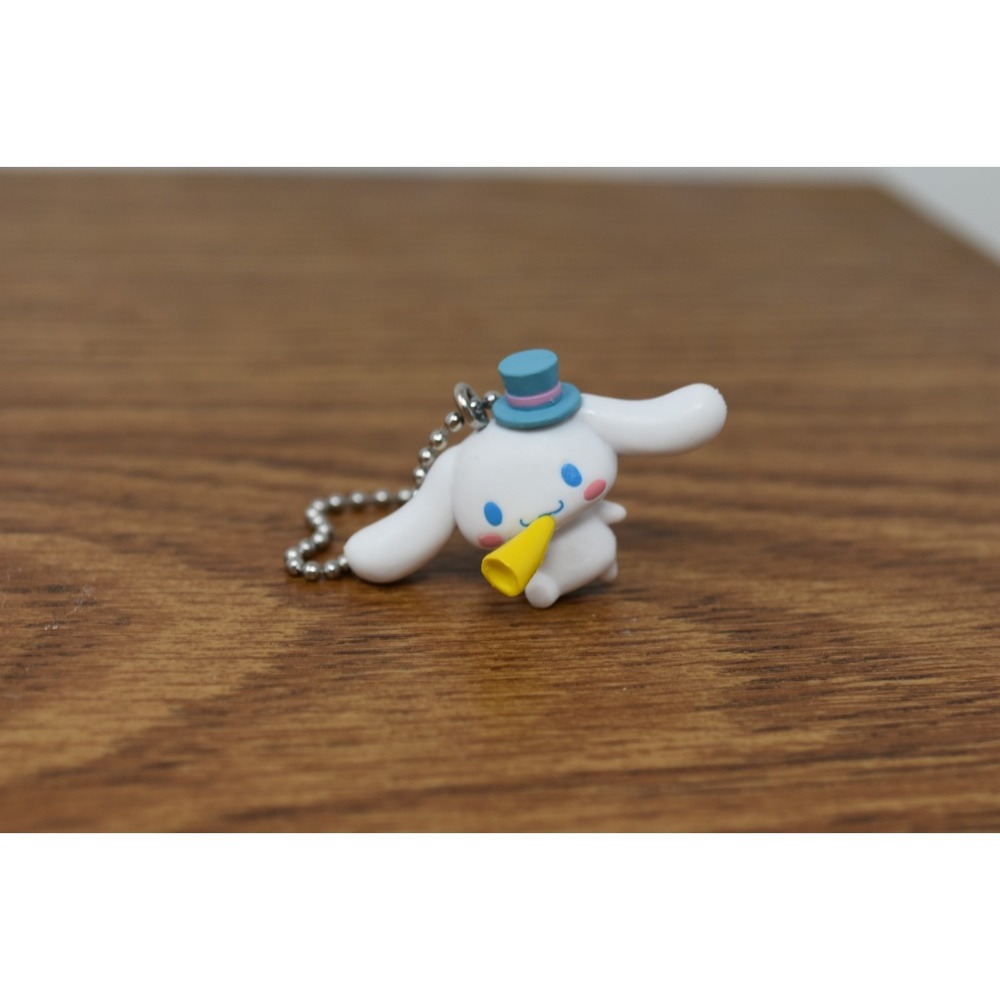2023 Sanrio Cinnamoroll Party Horn Keychain Figure Blue Top Hat Kawaii Charm